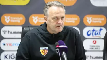 Maç sonrası saha görüntüsü