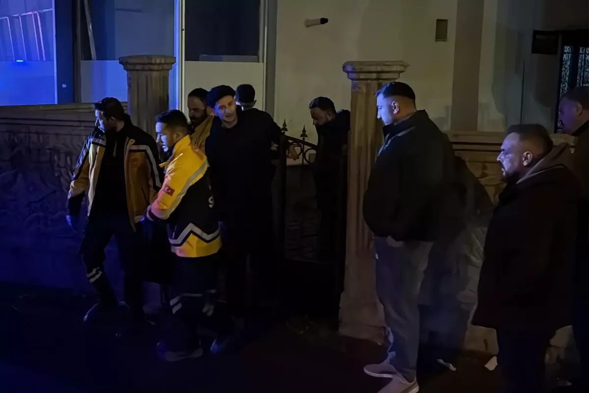 Sivas'ta 15 Yaşındaki Çocuk Baba ve Büyük Oğlunu Öldürür, Babaannesi Ağır Yaralı