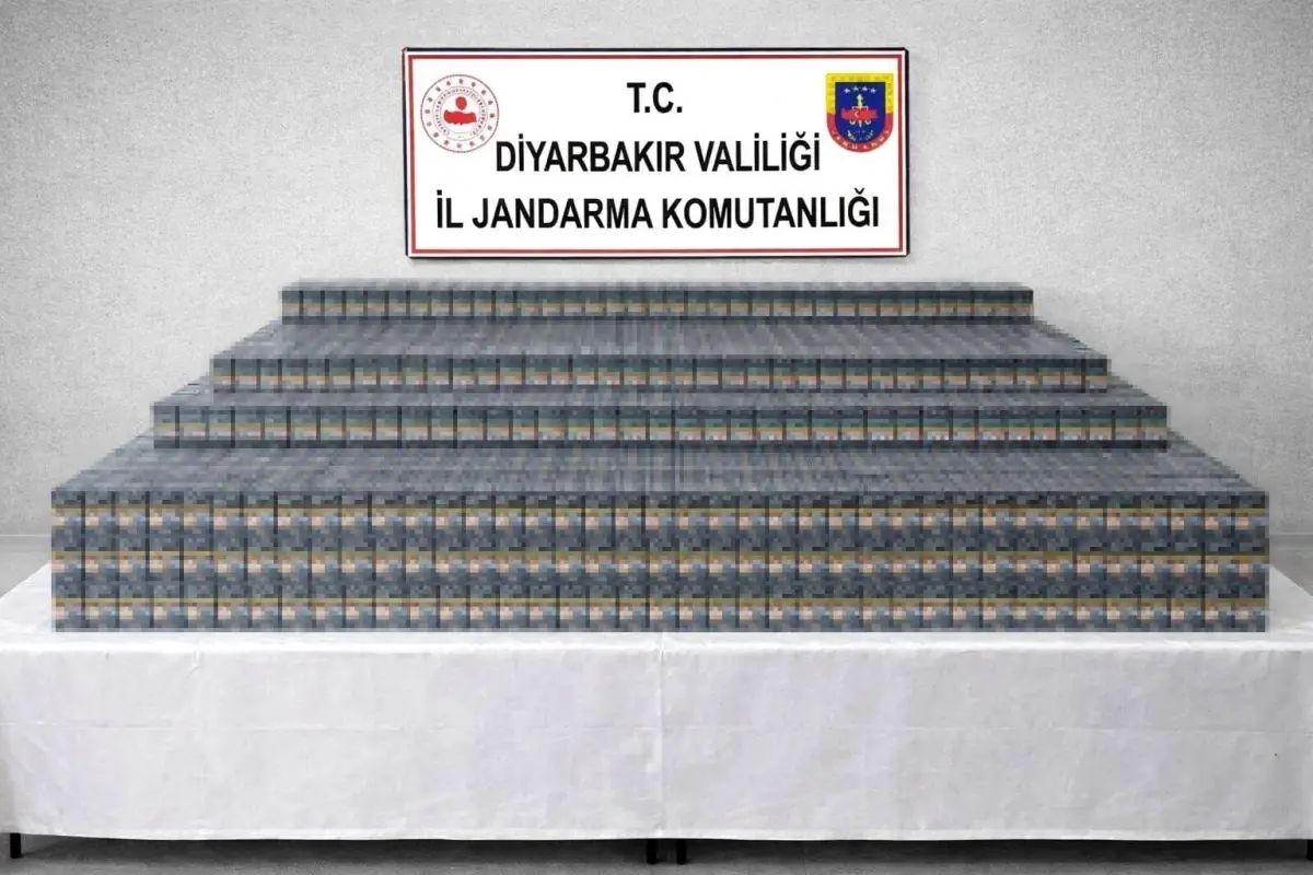 Diyarbakır’da 61 Şüpheliye Operasyon: 13 Bin Paket Sigara Ele Geçirildi