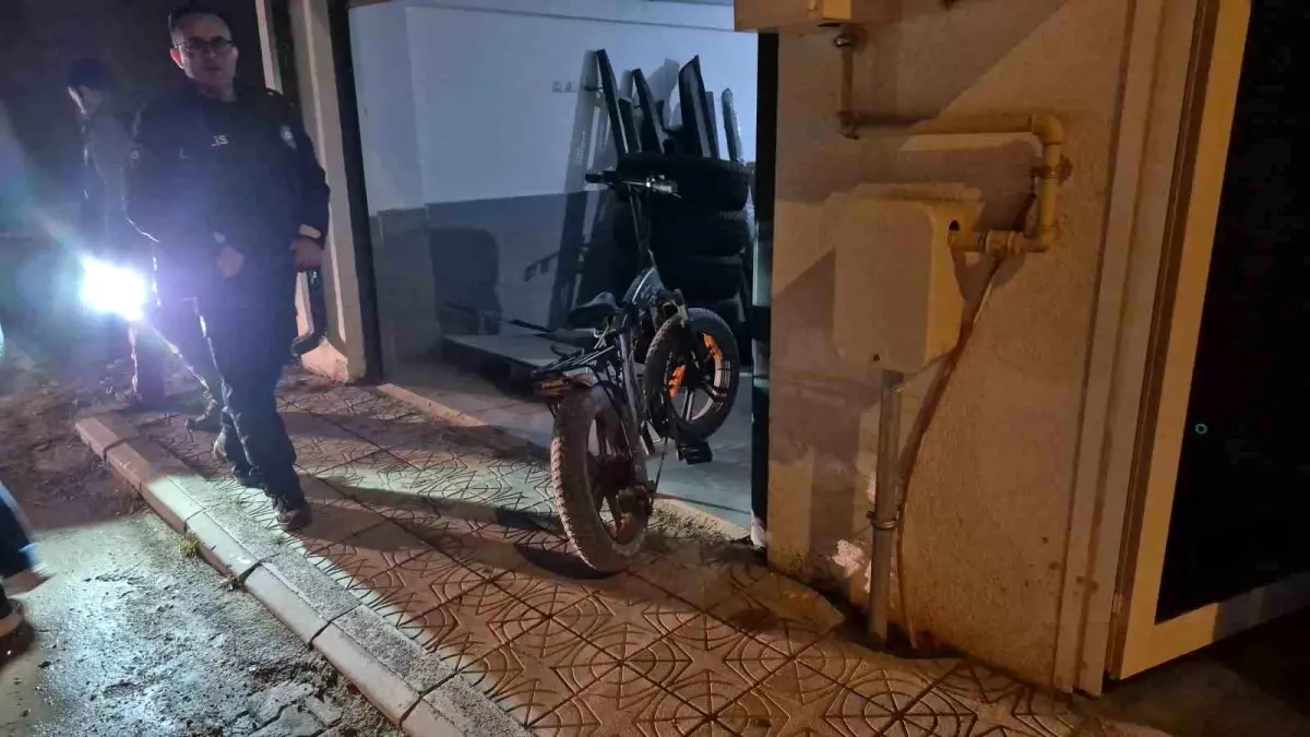 Eskişehir'de Elektrikli Bisiklet Kazası: 9 Yaşındaki Çocuk Hayatını Kaybetti