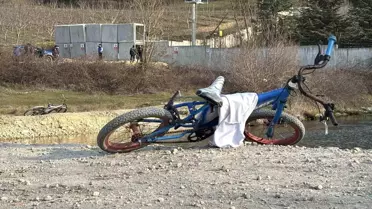 Çocuk gölette kurtarıldıktan sonra hastanede