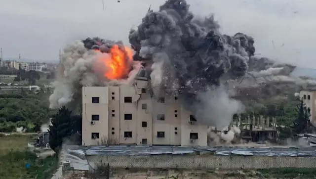 İsrail tankları Lübnan topraklarında