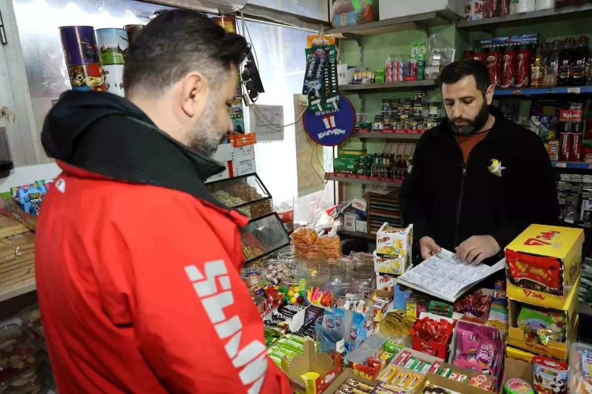 Adanalı Hayırsever, 50 Bin Liralık Veresiye Borcunu Kapatarak Bayramı Kutladı
