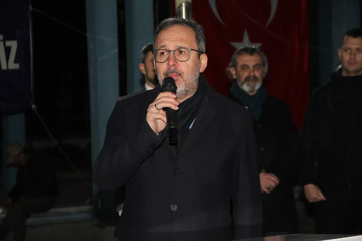 Kula’da Ramazan İftar Etkinliği: Eski Bakan Kasapoğlu ve Vali Özkan’dan Birlik Mesajı