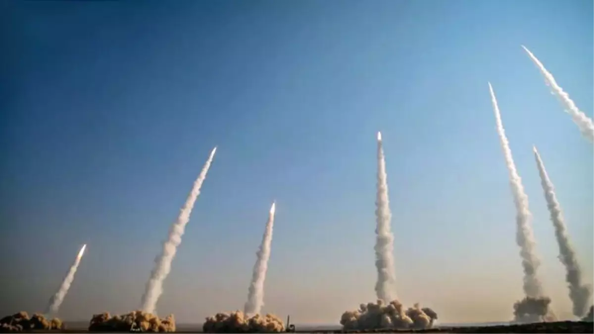 İran’dan Körfez’e Geniş Ölçekli Füze ve İHA Saldırısı: 7 Arap Ülkesine 3.800’den Fazla Mermi