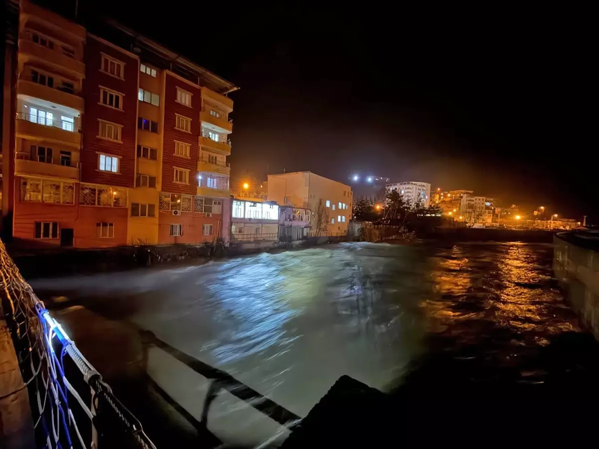 Siirt’te Şiddetli Sağanak Uyarısı: Baykan’da Önlemler ve Toplantılar