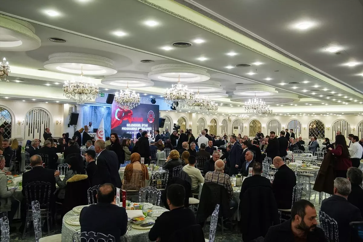 Ümraniye'de ASİAD'dan Geleneksel İftar Buluşması