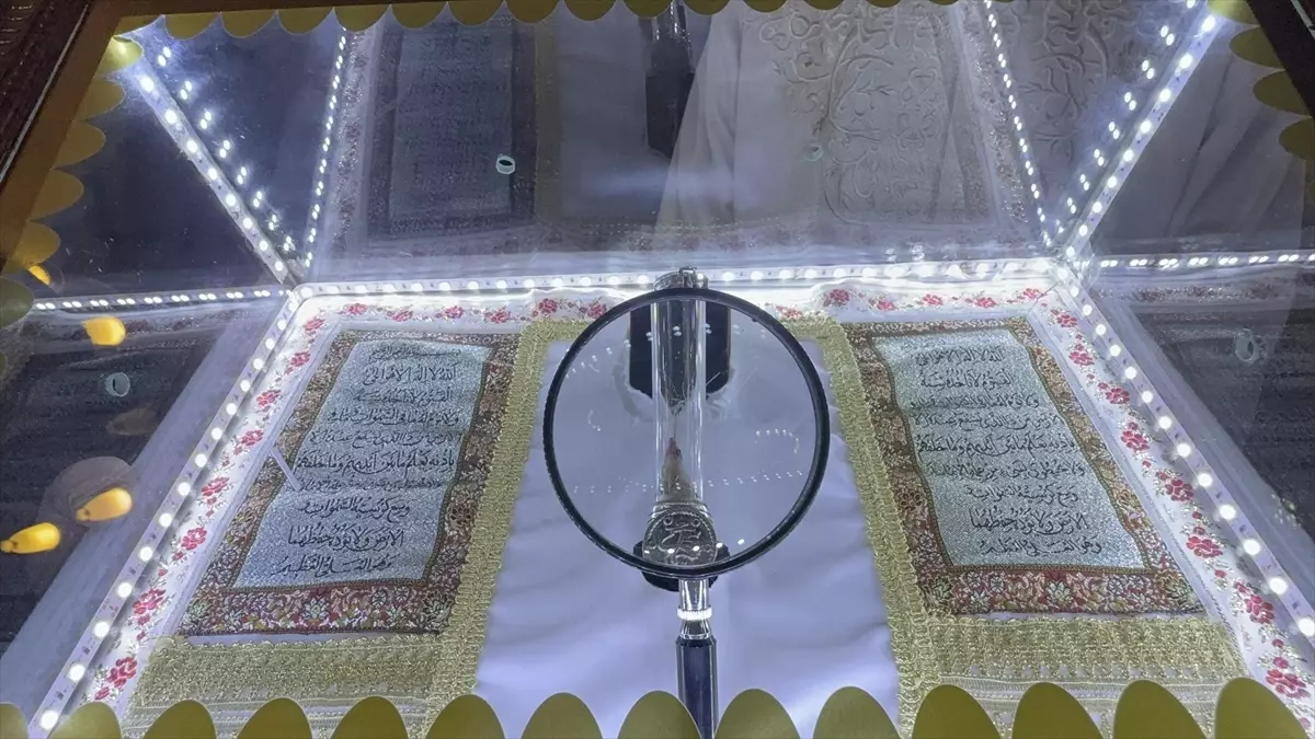 Yozgat’ta Kadir Gecesi’nde Sakal-ı Şerif Ziyareti Binlerce Vatandaşı Coşturdu