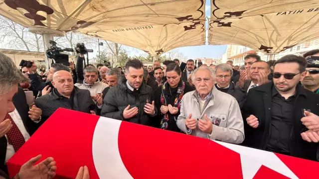 Cenaze töreninde katılan diğer din temsilcileri