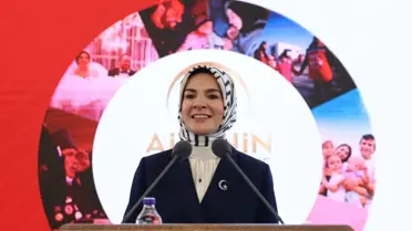 Aile ve Gençlik Fonu'ndan sağlanan yardım paketleri