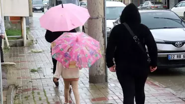 Bayramda yağışlı hava görüntüsü