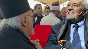 Fener Rum Patriği Bartholomeos, Ortaylı’nın Cenazesinde Dua Okudu