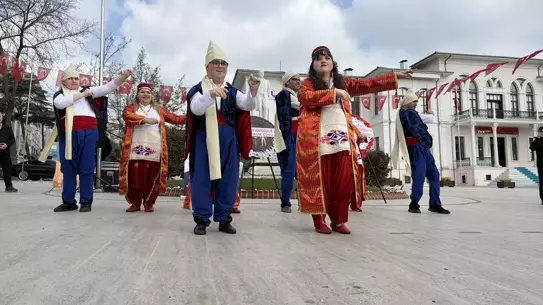 Tekirdağ’da Down Sendromlu Bireyler Halk Oyunlarıyla Farkındalık Yaratıyor