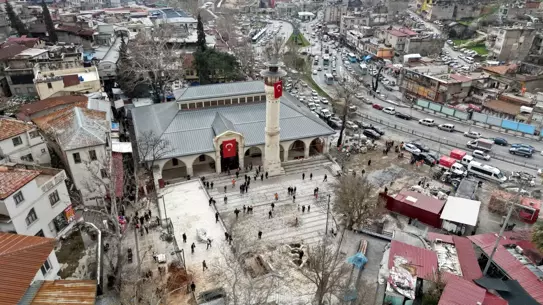 Ulu Camii iç mekanında yeni restorasyon