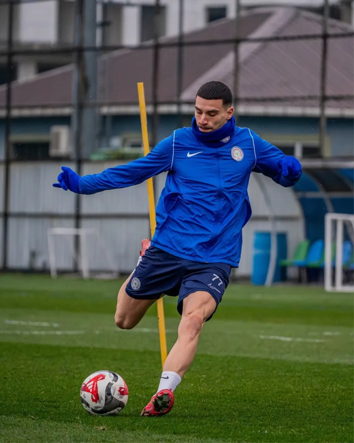 Çaykur Rizespor, Fatih Karagümrük Karşısında Hazırlıklarını Tamamlıyor