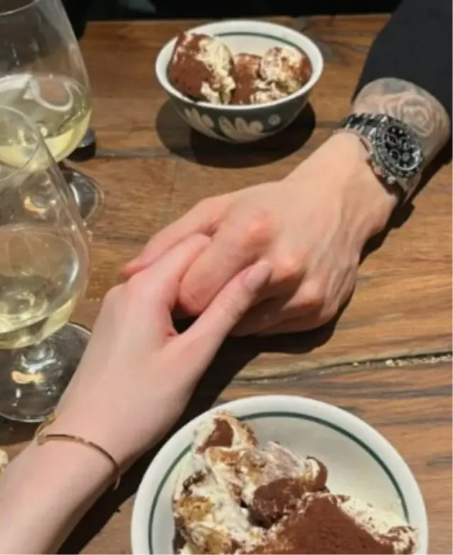 Gloria Dinov'un paylaşımı