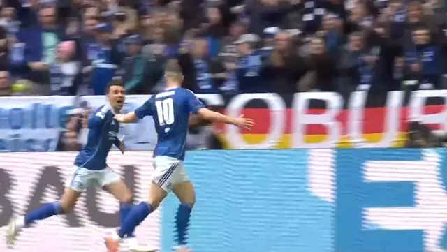 Schalke taraftarları maç sonrası