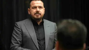 Maç anından kırmızı kart gösterimi
