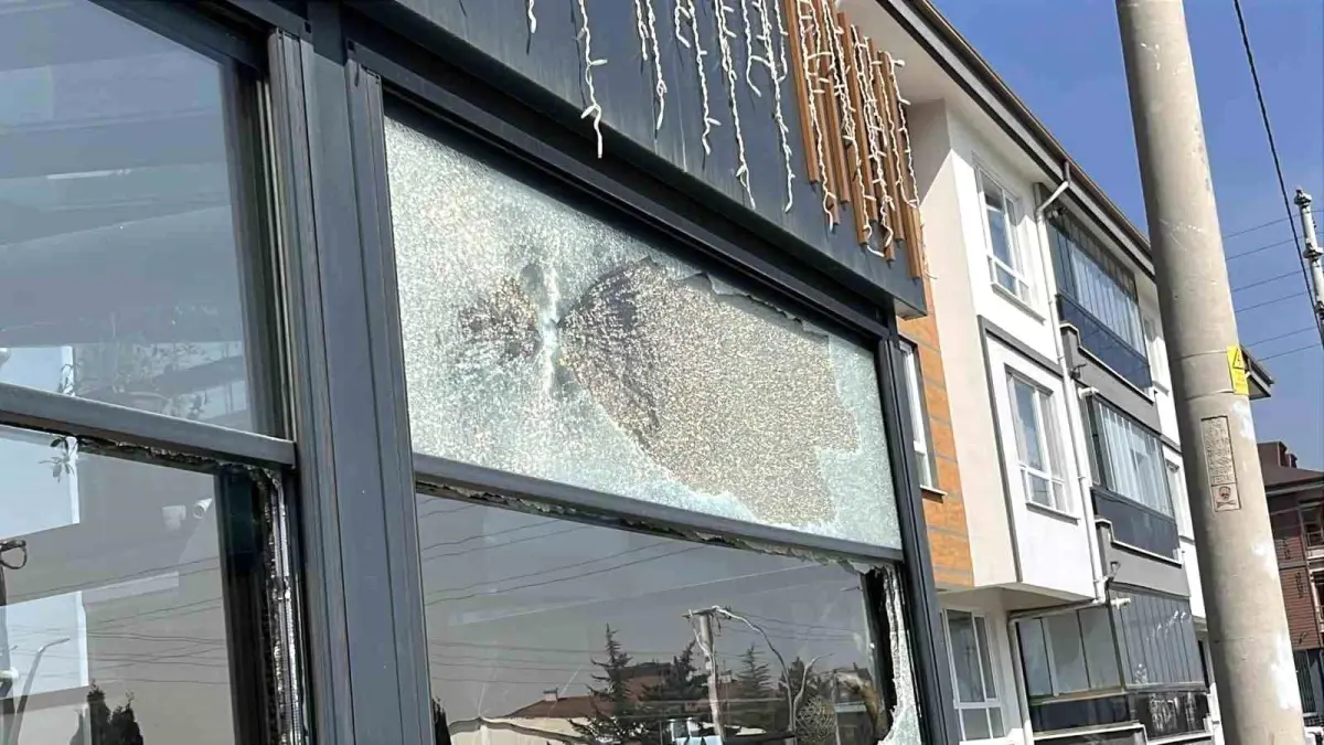 Bolu’da Kapalı Restorana Silahlı Saldırı: İki Şüpheli Kaçtı