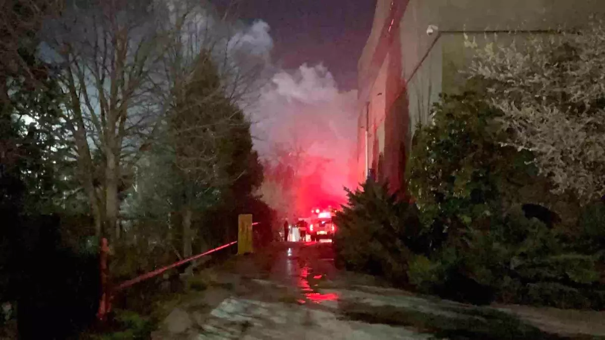 Çerkezköy'deki Fabrika Yangını Hızla Kontrole Alındı