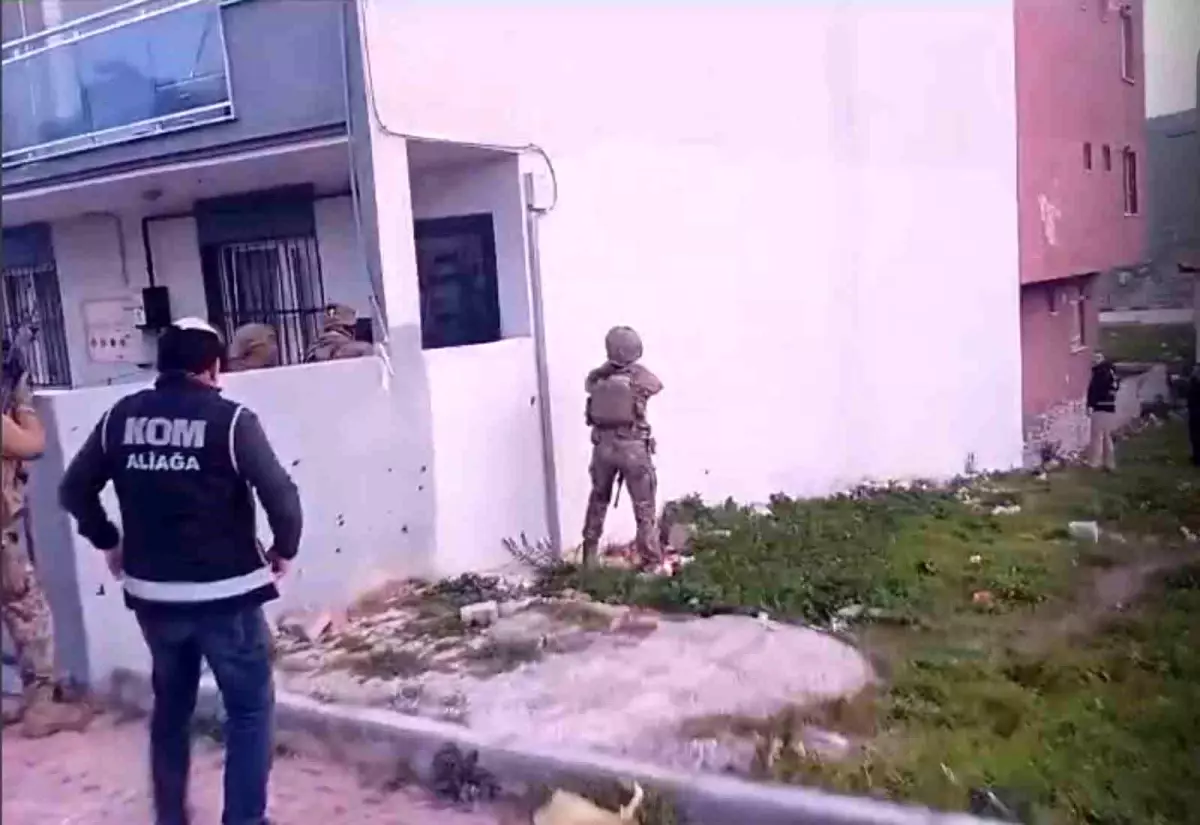 İzmir'de Silahlı Saldırı Sonrası 2 Şüpheli Tutuklandı