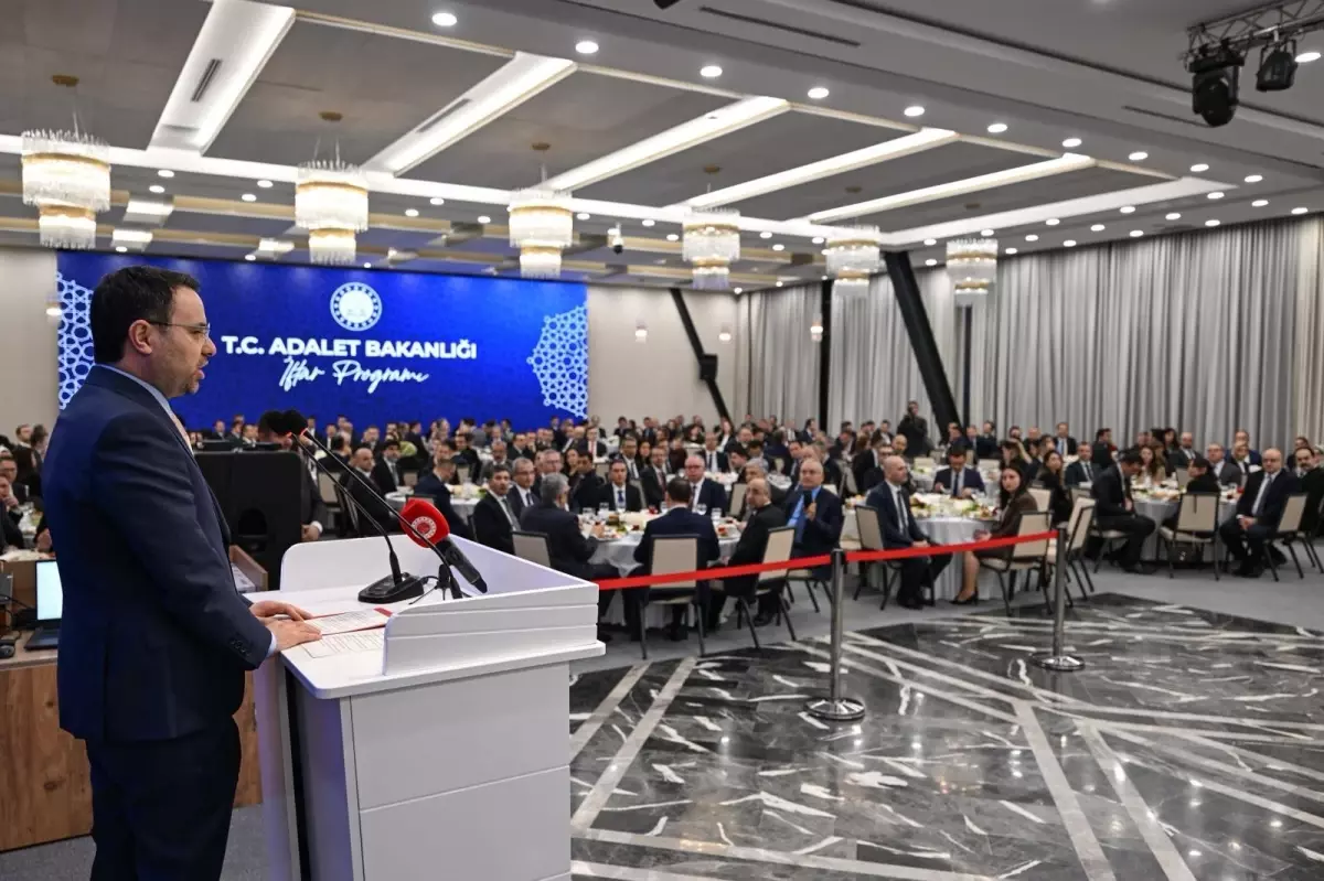 Gürlek'ten Adalet Vurgusu: Güçlü Hukuk Sistemi Ekonomik Güveni Artırıyor