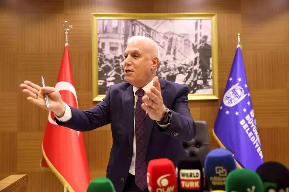 Bursa Büyükşehir Belediyesi'nden 20 Yıllık Hizmet Hamlesi: Bozbey, Sorunları Çözmek İçin Çözüm Üretiyor