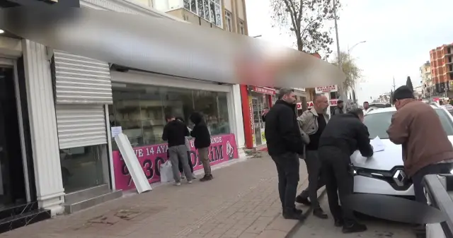 Kuyumcu dükkanının dış görünüşü