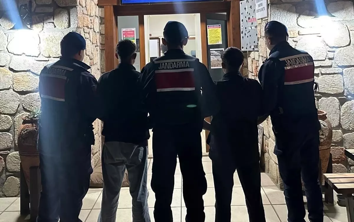 Antalya’da Jandarma Operasyonu: 367 Şüpheli Gözaltına Alındı