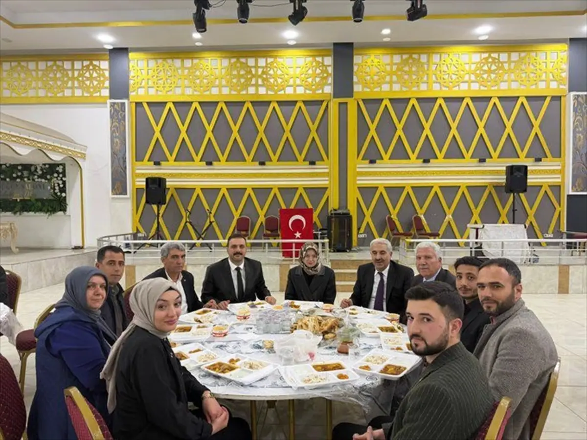 Çermik’te Gençlerle Ramazan Sohbeti ve İftar Buluşması