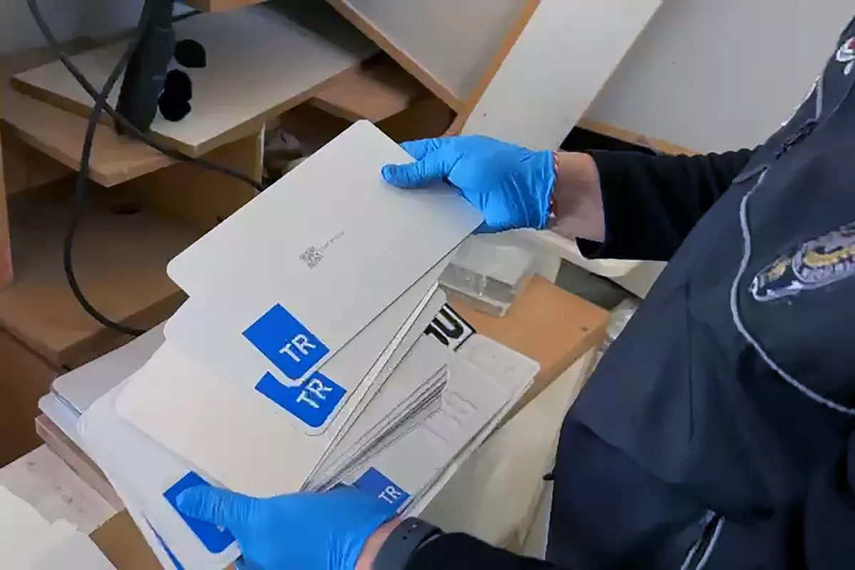 Adana’da Sahte Plaka Üretimine Yönelik Operasyonun Detayları