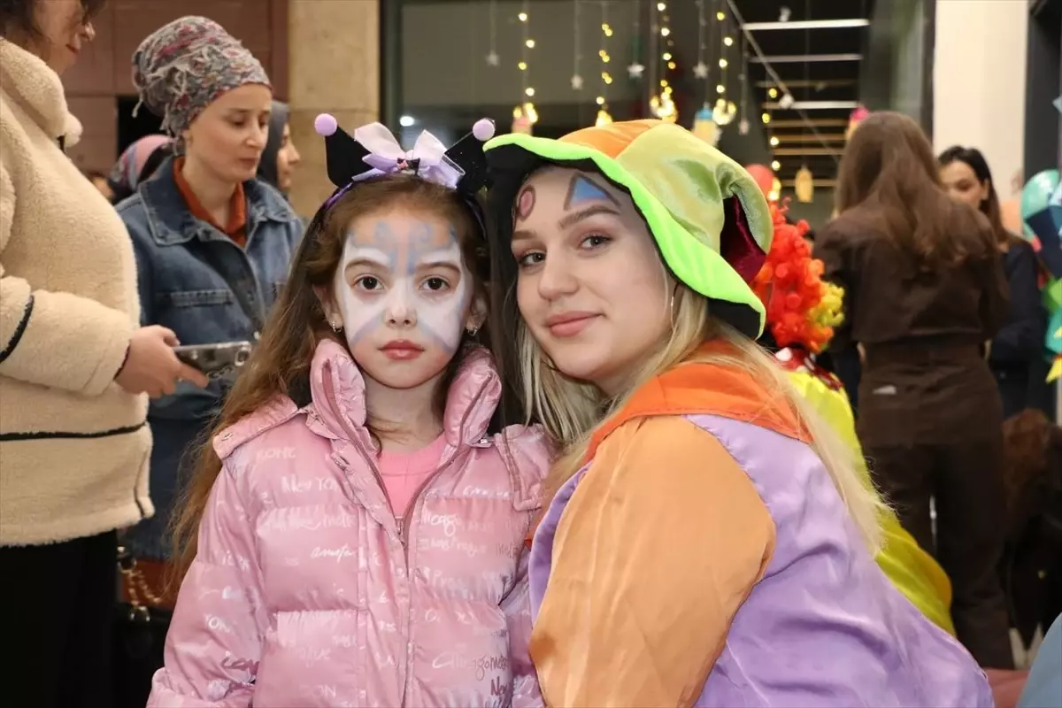 Akyazı’da Çocuklar Ramazan Şenliği Coşkuyla Kutlandı