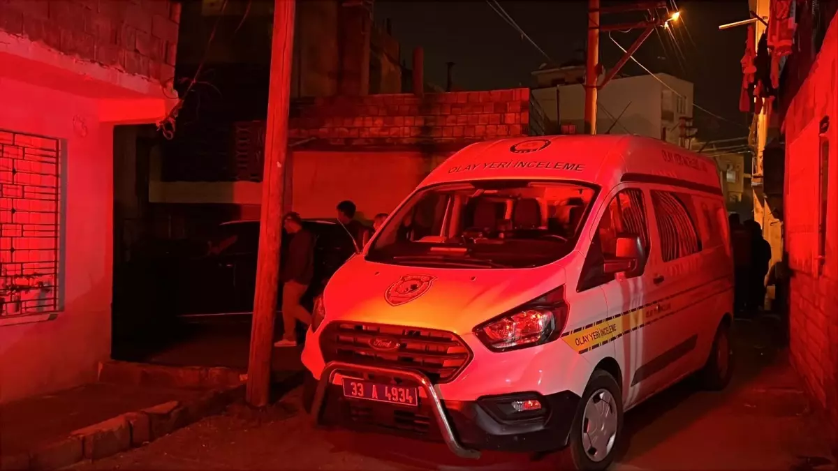 Mersin'de Silahlı Çatışma: Genç Kız Hayatını Kaybetti, Diğeri Yaralandı