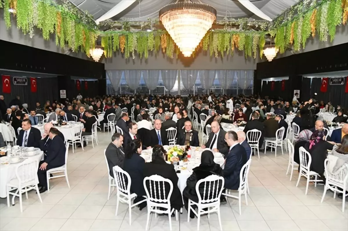 Tekirdağ Valisi Recep Soytürk, Şehit Aileleri ve Gazilerle Ramazan İftarını Birlikte Kutladı