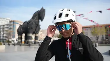 Çanakkale Şehitleri Anısına Pedal Çeviren Gençler