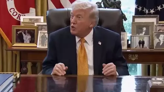 Dünya haritası ve çatışma gölgeleri