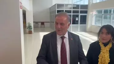 Mahkeme salonunda boş bir sandalye