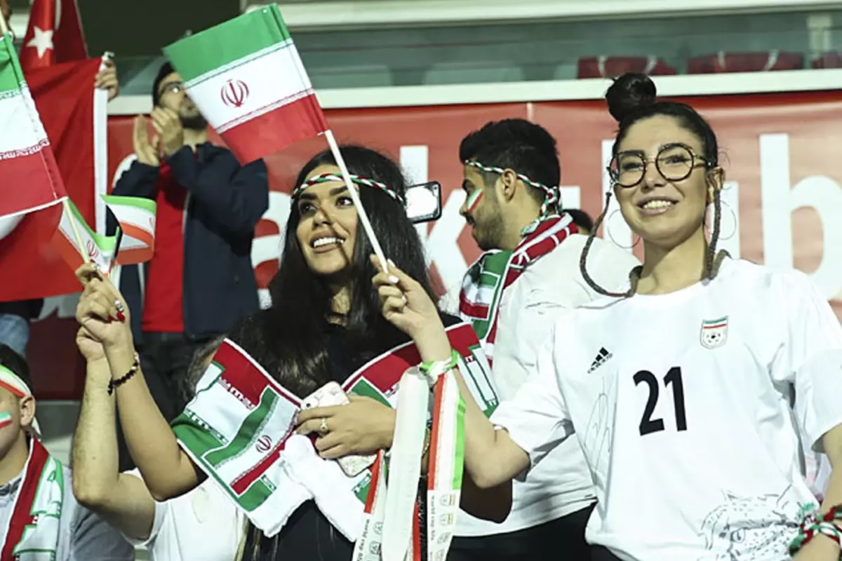 İran, 2026 Dünya Kupası Maçlarını Meksika’da Oynamak İçin FIFA’ya Başvurdu