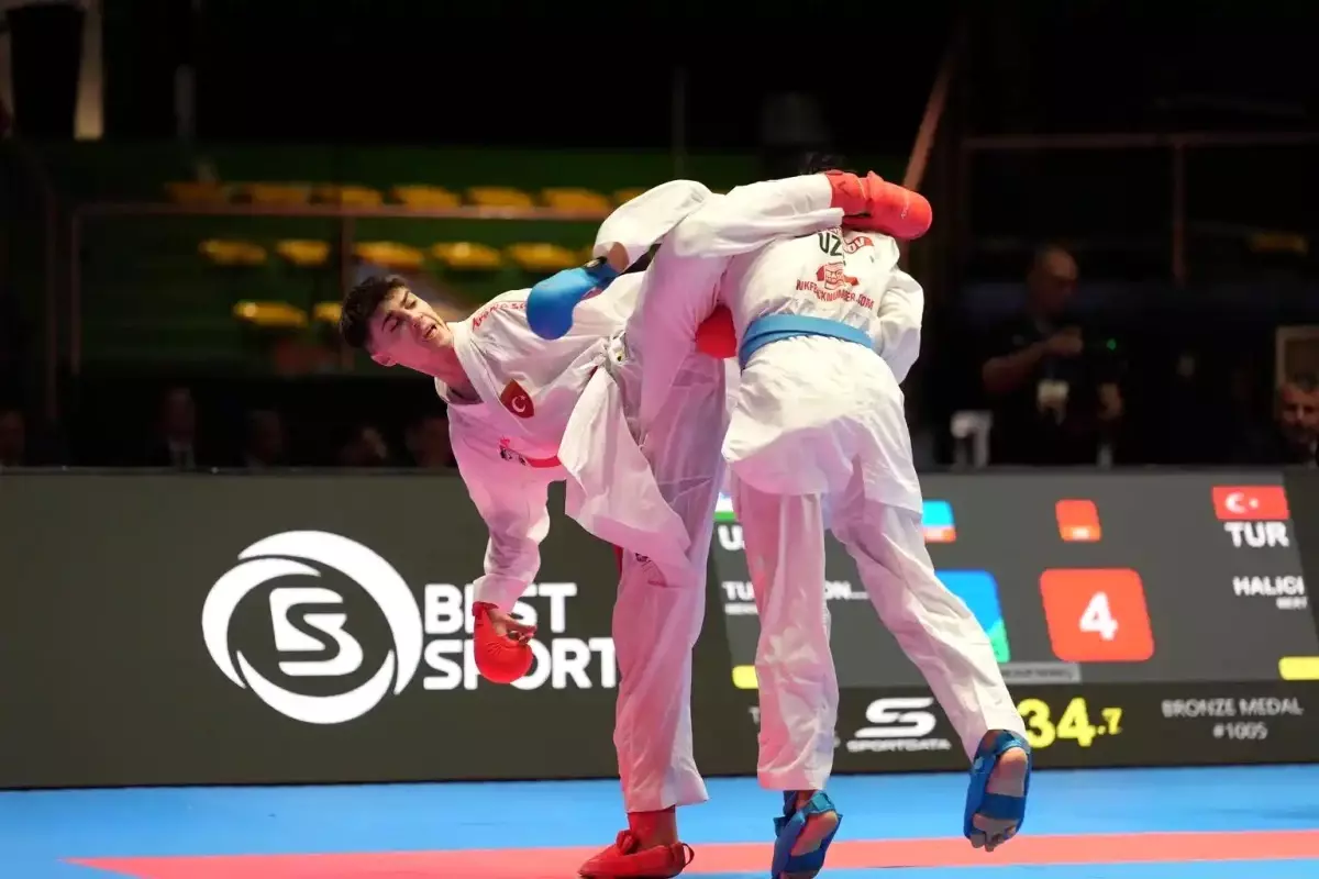 Kağıtspor, Voleyboldan Atletik Başarılara Uzanan 3 Branşta Şampiyonluk Yakaladı