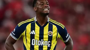 Zenit'e Transfer Olan Jhon Duran'ın Disiplin Krizi Milli Takımını Tehdit Ediyor