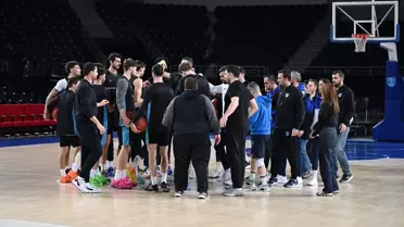 Erdem Can antrenörlük ofisinde