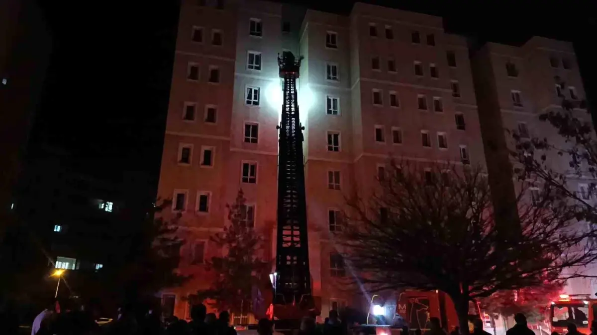 Şanlıurfa’da 8 Katlı Apartmanda Elektrik Panosu Patladı: 3 Yaralı