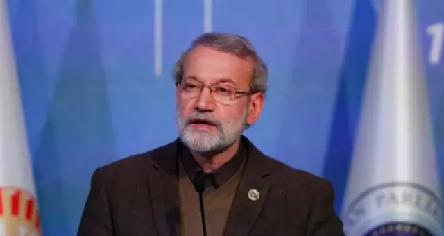 Mücteba Hamaney konferans salonunda