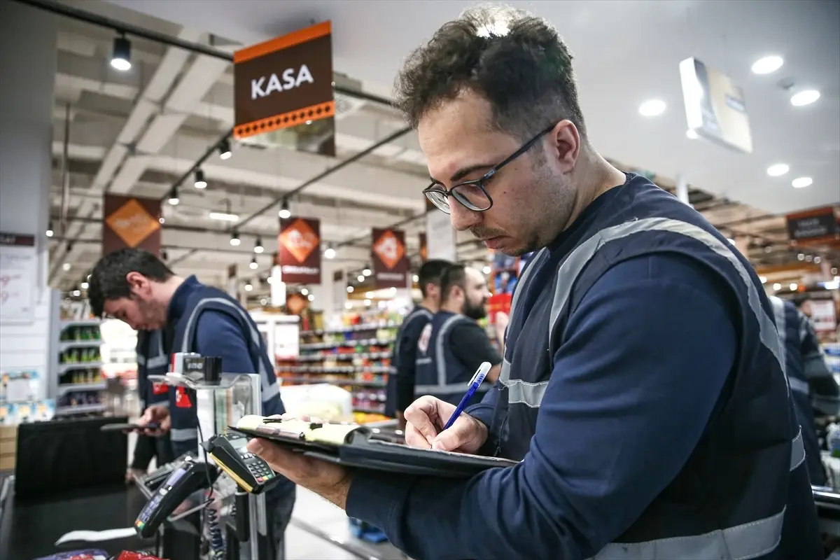 Bursa’da Ramazan Bayramı Öncesi Market Denetimleri Güçlendirildi