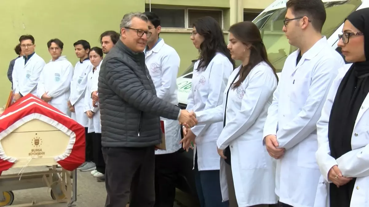 Emekli Albay Cemil Denk'in Kadavra Bağışı Sonrası Cenazesi Ailesine Teslim Edildi