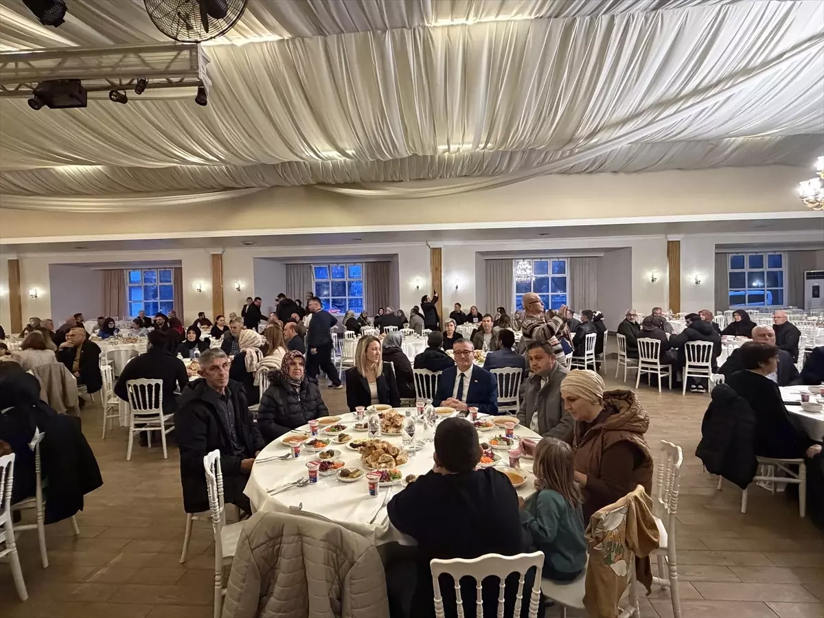 Biga Kaymakamlığı'ndan Muhtarlarla Birlikte İftar Etkinliği