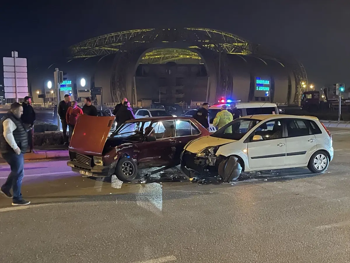 Kayseri Melikgazi'de Trafik Kazası: Bir Kişi Yaralı