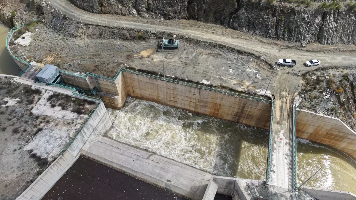 Karaçay Barajı Tam Kapasiteye Ulaştı: Samandağ'da Su Seviyesi Zirvede