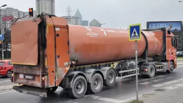 Kaza anındaki kamyon ve skuter görüntüsü