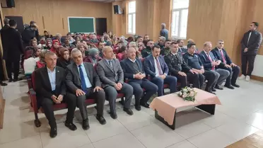 Etkinlikte okunan İstiklal Marşı ve Kur'an-ı Kerim